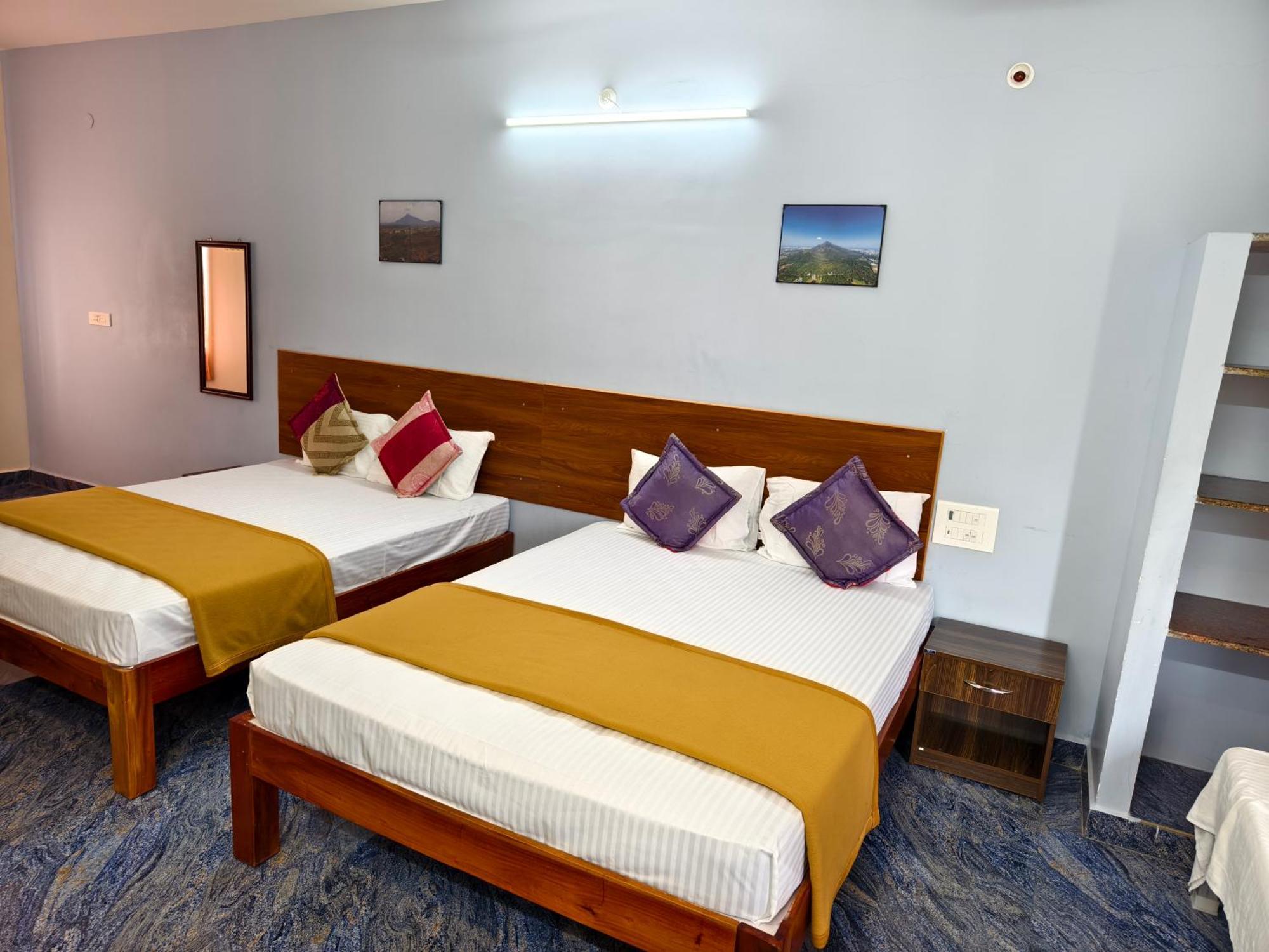 Rpm Home Stay Tiruvannāmalai Exteriér fotografie